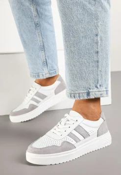 Biało-Szare Płaskie Sneakersy ze Skóry Naturalnej Ozdobione Paskami i Perforacją Floriwa