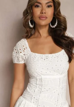 Biały Bawełniany Kombinezon Koronkowy z Krótkim Rękawem Wykończony Falbankami Casdaria