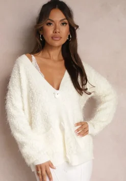 Biały Kardigan z Wiskozy Ozdobiony Guzikami i Metaliczną Nicią Greoma