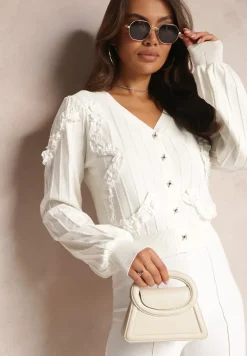 Biały Kardigan Zapinany z Ozdobnymi Falbankami Diselda