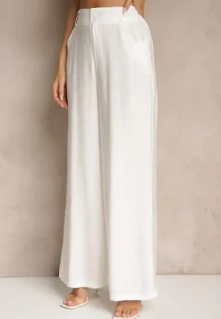 Biały Komplet z Wiskozą Spodnie i Bluzka z Aplikacją i Falbaną Dolirela