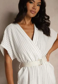 Biały Kopertowy Kombinezon z Nietoperzowymi Rękawami i Paskiem Tollamira