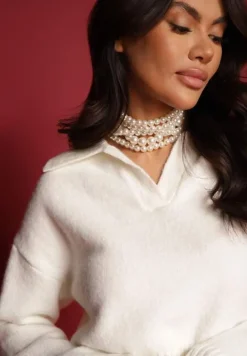 Biały Krótki Sweter z Trójkątnym Dekoltem Ozdobiony Kołnierzykiem Savalin