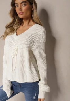Biały Sweter z Falbanką i Wiązaniem pod Biustem Tericca