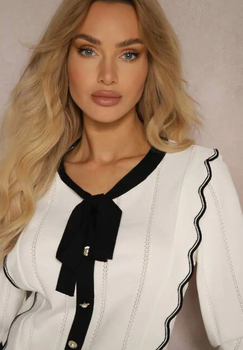 Biały Sweter z Wiskozą z Ozdobnymi Guzikami i Kokardą w Stylu Retro Miaraine