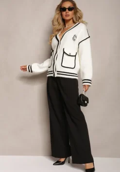 Biały Zapinany Kardigan z Wiskozy z Naszywką w Cyrkonie Eldarin