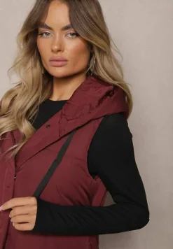 Bordowa Kamizelka Pikowana Wykończona Kapturem i Sznurkami Quinaria