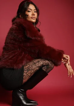 Bordowa Klasyczna Kurtka Futerko z Szerokim Kołnierzem Sannithra