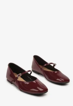Bordowe Balerinki Mary Jane na Płaskiej Podeszwie z Paskami na Sprzączki Zinitia
