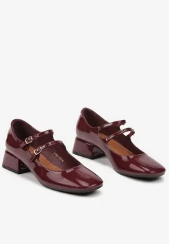 Bordowe Czółenka Lakierowane na Słupku z Paskami na Sprzączki Omeisa