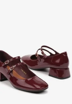 Bordowe Czółenka Lakierowane na Słupku z Paskami na Sprzączki Omeisa