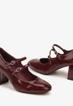 Bordowe Czółenka Lakierowane na Słupku Ozdobione Paskami i kwadratowym Noskiem Jalabine