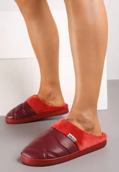 Bordowe Kapcie Vices na Płaskiej Podeszwie z Futerkiem i Pikowaniem Equaravia