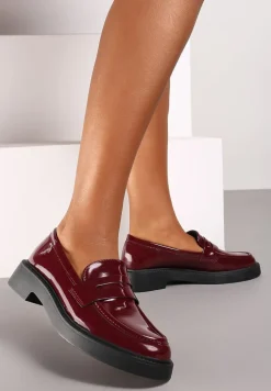Bordowe Klasyczne Mokasyny z Lakierowanej Ekoskóry Felisse