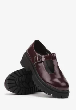 Bordowe Płaskie Półbuty z Paskami na Sprzączkę Elosie