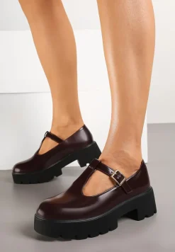 Bordowe Półbuty na Grubej Podeszwie z Zapięciem na Sprzączkę Mevastra