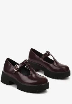 Bordowe Półbuty na Grubej Podeszwie z Zapięciem na Sprzączkę Mevastra