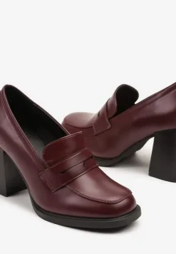 Bordowe Półbuty na Słupku z Kwadratowym Noskiem Teiga