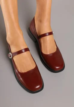 Bordowe Półbuty w Stylu Mary Jane z Klamerką Ozdobioną Cyrkoniami Marineth