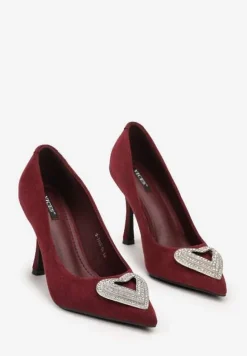 Bordowe Szpilki Ozdobione Cyrkoniową Aplikacją Komisa
