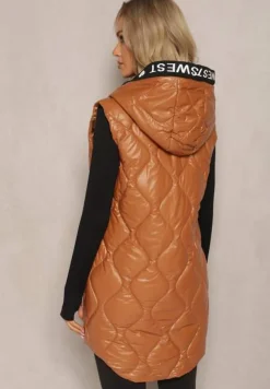 Brązowa Długa Kamizelka z Ozdobnym Pikowaniem i Kapturem Taneli