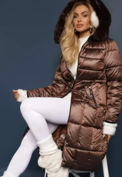 Brązowa Kurtka z Pikowanymi Przeszyciami Ściągaczem w Talii i Kapturem z Odpinanym Futrem Ravalin