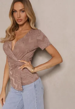 Brązowa Marszczona Bluzka z Wiskozą o Kopertowym Kroju z Krótkim Rękawem Asellina