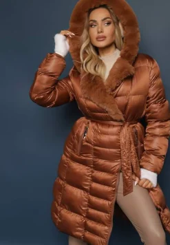 Brązowa Pikowana Kurtka Płaszcz za Kolano z Wiązanym Paskiem i Futerkiem Vivenda