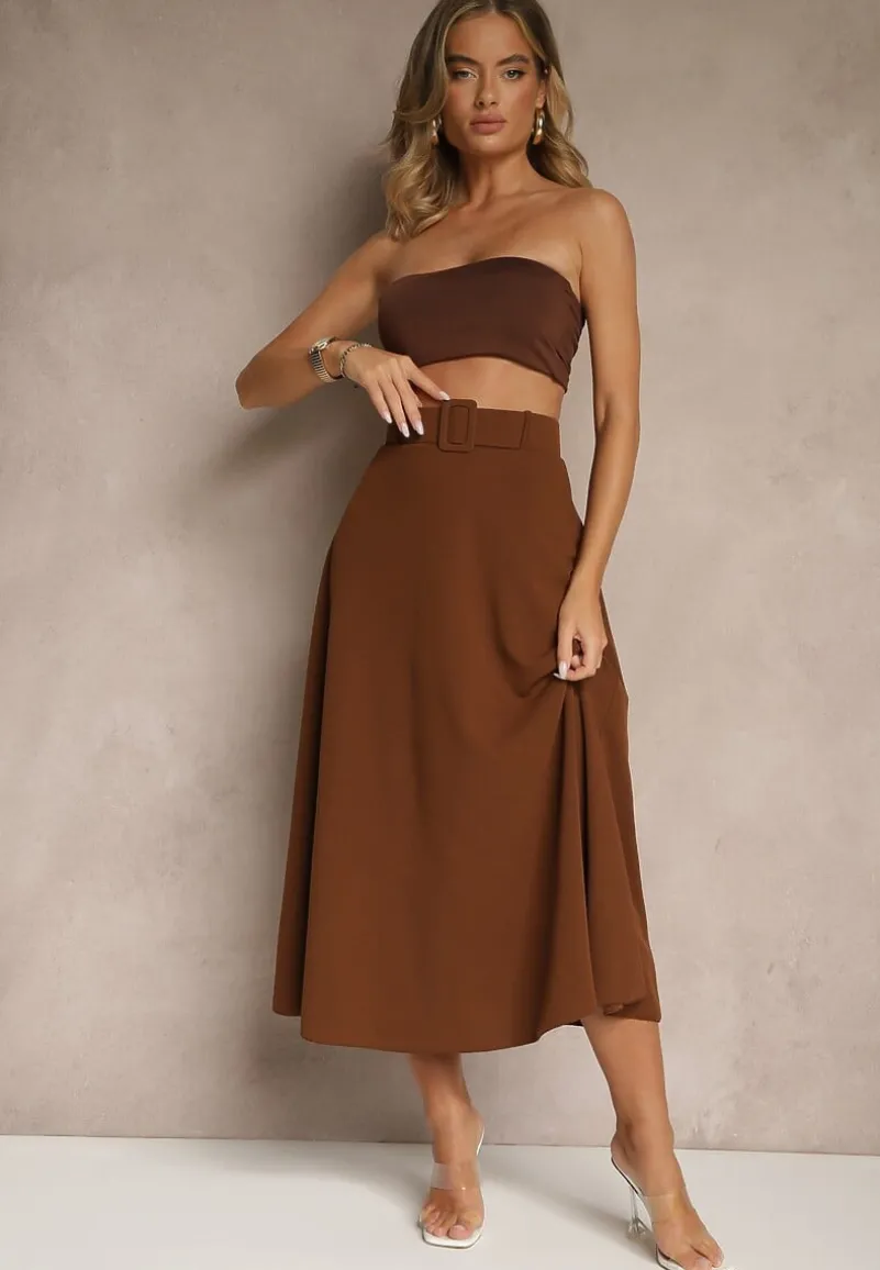 Brązowa Rozkloszowana Spódnica Maxi z Paskiem i Klamrą Adlirca