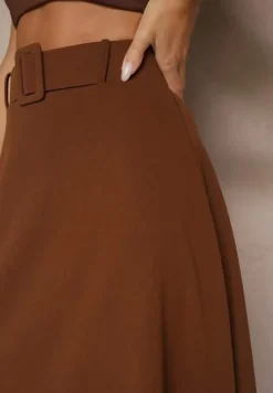 Brązowa Rozkloszowana Spódnica Maxi z Paskiem i Klamrą Adlirca