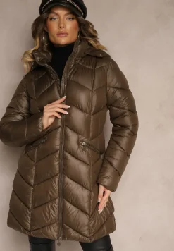 Brązowa Taliowana Kurtka Pikowana z Kapturem Ocieplana Futrem Emillora