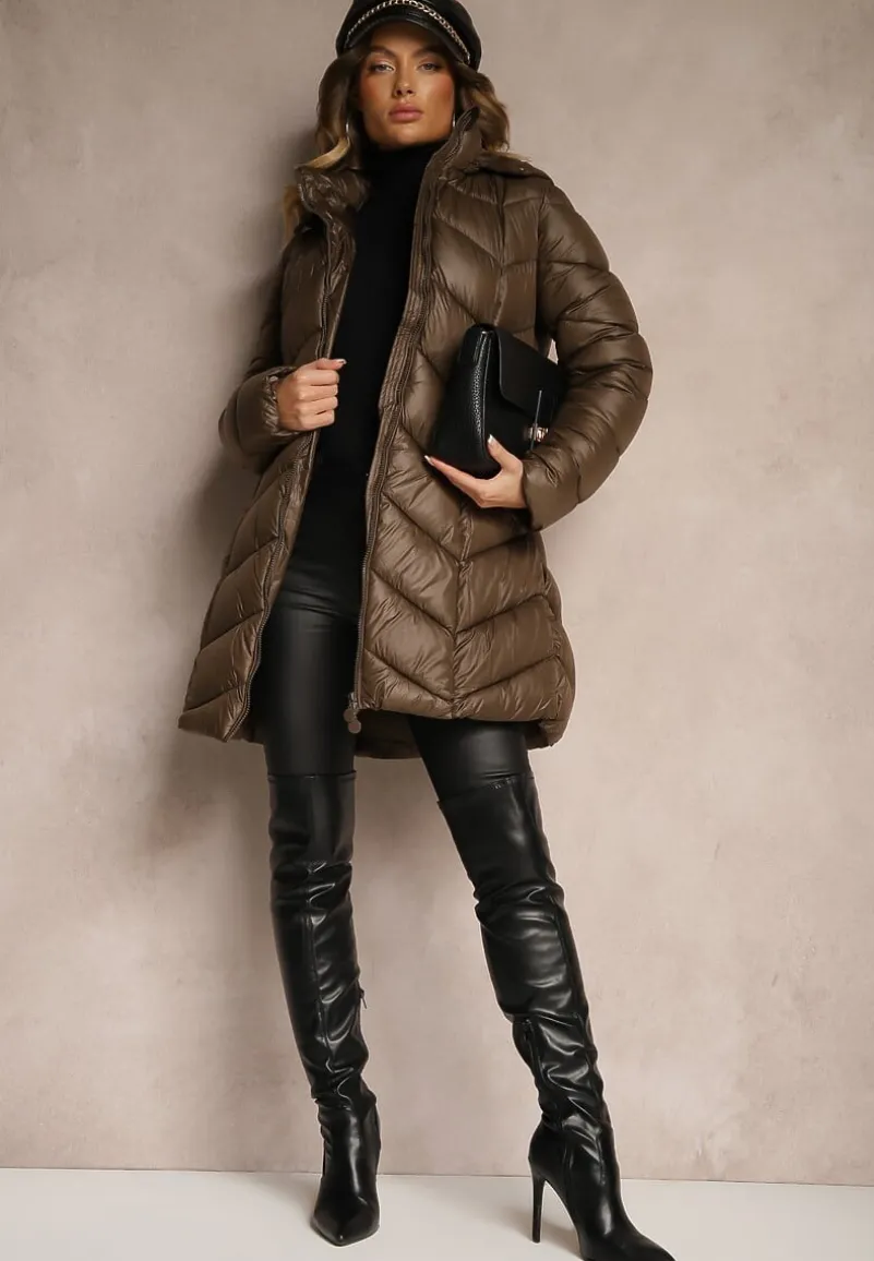 Brązowa Taliowana Kurtka Pikowana z Kapturem Ocieplana Futrem Emillora
