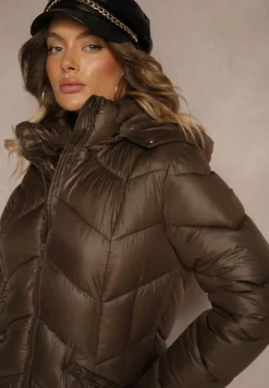 Brązowa Taliowana Kurtka Pikowana z Kapturem Ocieplana Futrem Emillora