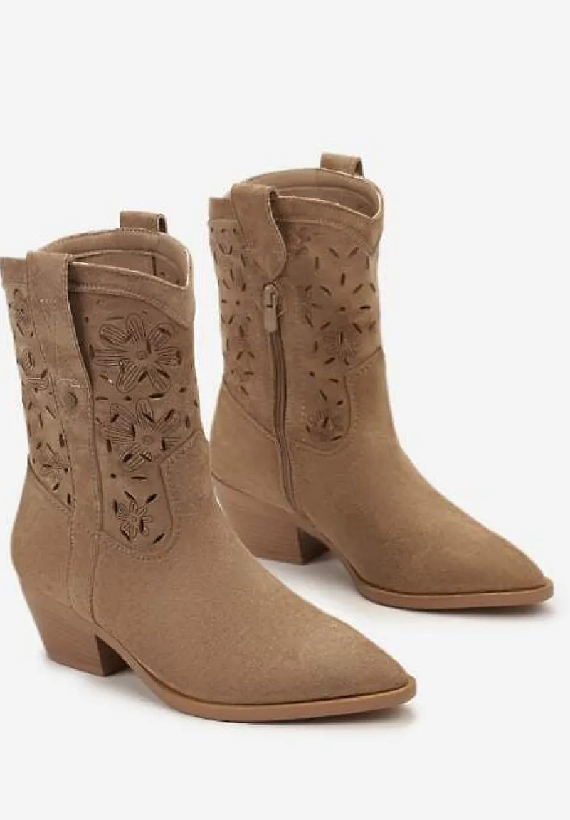 Brązowe Ażurowe Botki Typu Kowbojki z Kwiatami i Przeszyciami na Ściętym Obcasie Glossia