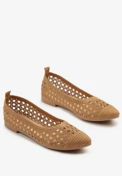 Brązowe Balerinki Ozdobione Ażurowym Wzorem Ulimariela