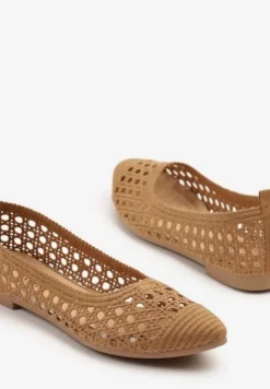 Brązowe Balerinki Ozdobione Ażurowym Wzorem Ulimariela