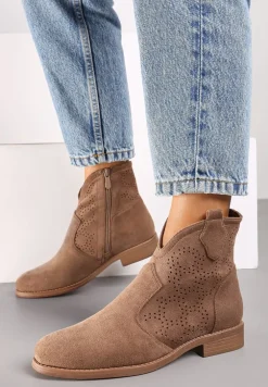 Brązowe Botki na Płaskiej Podeszwie z Ażurową Cholewką Revasia