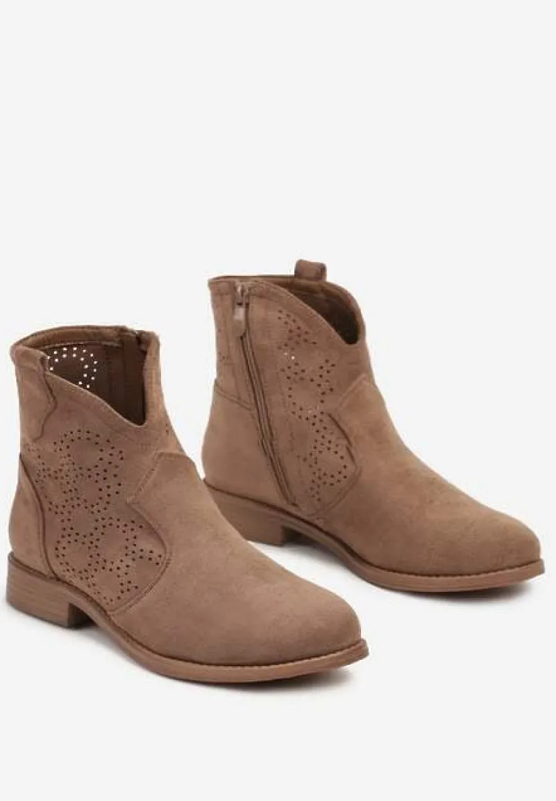 Brązowe Botki na Płaskiej Podeszwie z Ażurową Cholewką Revasia