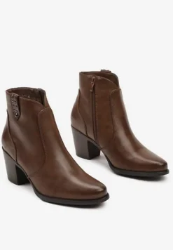 Brązowe Botki na Słupku w Stylu Kowbojek z Ozdobnymi Napami Elzinna