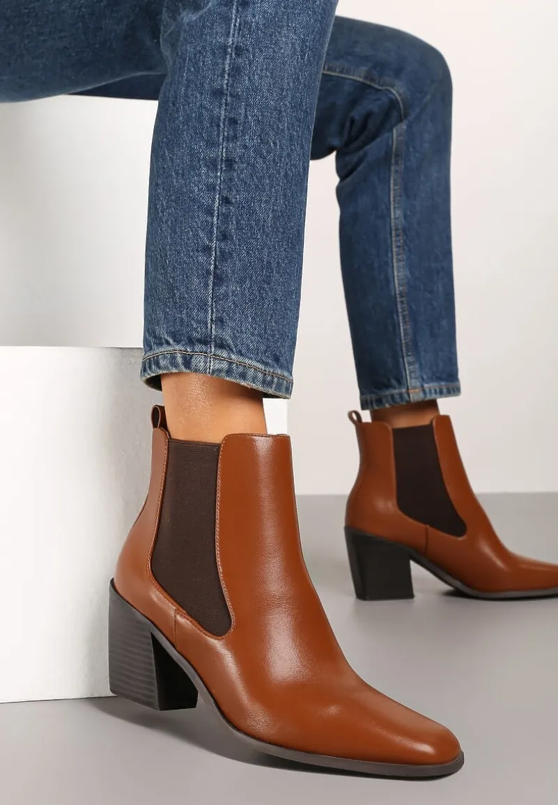 Brązowe Botki na Słupku w Stylu Kowbojek Vamivra