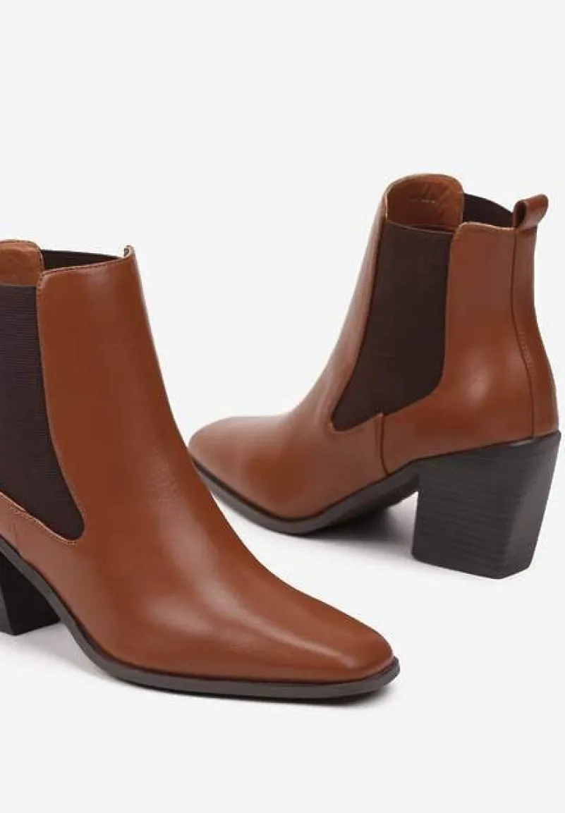 Brązowe Botki na Słupku w Stylu Kowbojek Vamivra