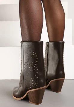 Brązowe Botki Typu Kowbojki na Obcasie ze Szpiczastym Noskiem Zdobione Nitami Vistaria