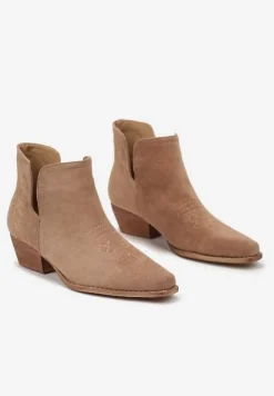 Brązowe Botki Typu Kowbojki z Wycięciem na Stożkowym Obcasie Hanrisa