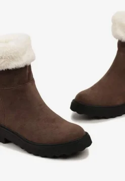 Brązowe Botki z Imitacji Zamszu z Futerkiem i Płaską Podeszwą Cegia