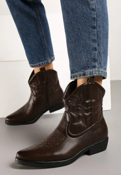 Brązowe Casualowe Botki Kowbojki z Ozdobnym Haftem i Płaskim Obcasem Ravindora