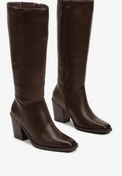 Brązowe Casualowe Kozaki na Słupku Movara