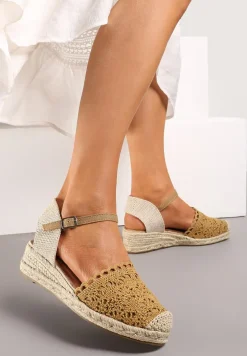 Brązowe Espadryle na Koturnie z Plecionką i Ażurową Koronką na Nosku Afridana