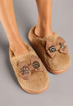 Brązowe Kapcie na Platformie Ozdobione Futerkiem Aplikacją i Kokardą Feziara