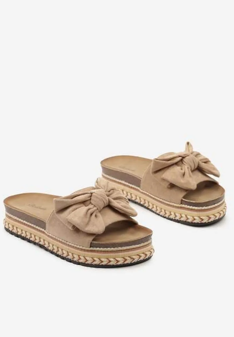 Brązowe Klapki Basista