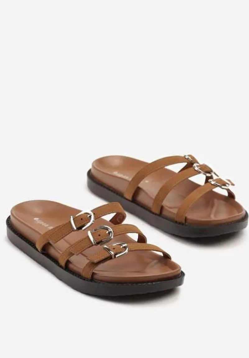 Brązowe Klapki Ozdobione Trzema Paskami i Klamrami Jelfitia